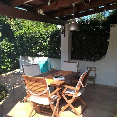 Casa Amy Nyaraló *