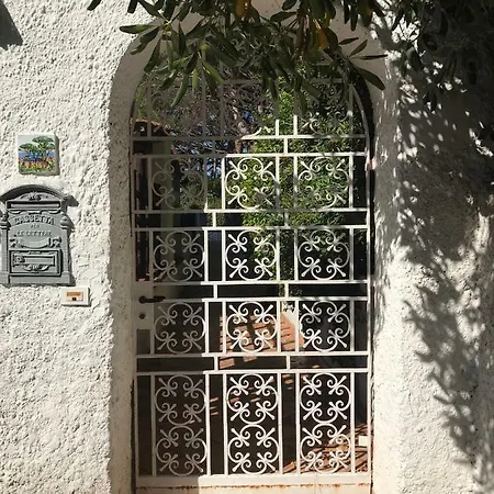 Casa Amy Nyaraló